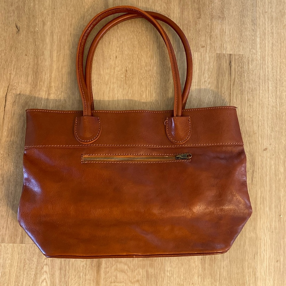 Vera Pelle 100% genuine leather shoulder bag